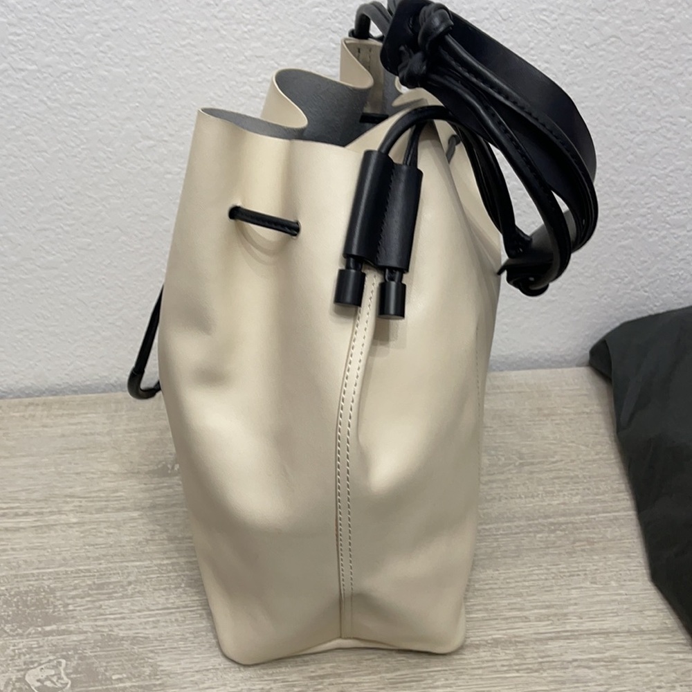 Vince Camuto Lorin Drawstring Bucket Bag - Picture 4 of 11